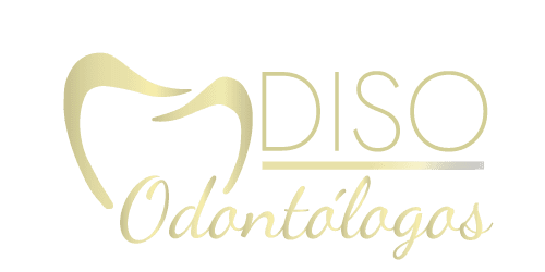 policlinicarumon.com